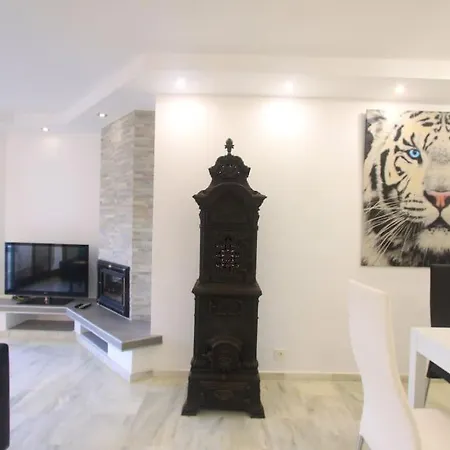 Appartement 1080 - Golden Jacuzzi Marbellac