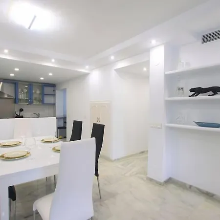 Appartement 1080 - Golden Jacuzzi Marbellac